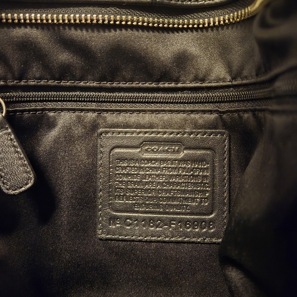 Coach Brooke Black Leather Hobo Style Purse - Picture 5 of 5